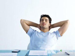 为什么坐在办公室的男性容易患上前列腺痛？